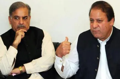 <p>Shehbaz with his brother Nawaz Sharif</p>- India TV Hindi