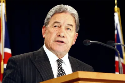 Acting New Zealand PM Winston Peters tells Australia to change its flag | AP- India TV Hindi