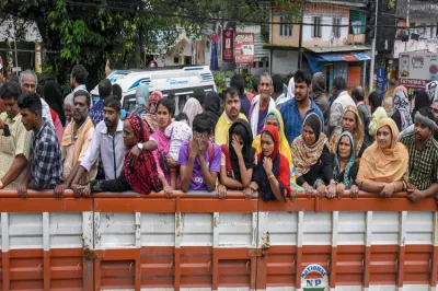 <p>People being rescued from flood-affected regions and...- India TV Hindi