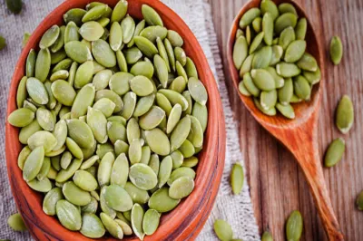 pumpkin seeds every day can provide you with a substantial quantity of healthy fats, magnesium, and zinc: रोजाना दूध के साथ खाएं कद्दू का बीज फिर देखें कमाल के फायदे - India
