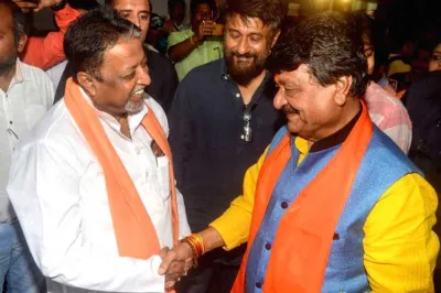 <p>Mukul Roy and Kailash Vijayvargiya</p>- India TV Hindi