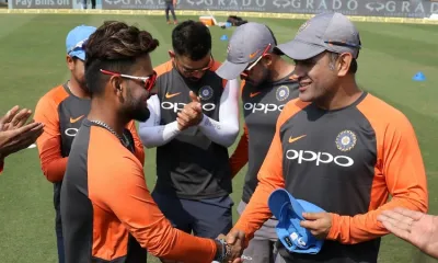 India vs West Indies: ऋषभ पंत ने किया वनडे में डेब्यू, एमएस धोनी ने दी कैप- India TV Hindi