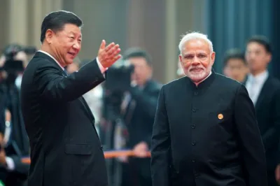 Narendra Modi with Xi Jinping- India TV Hindi