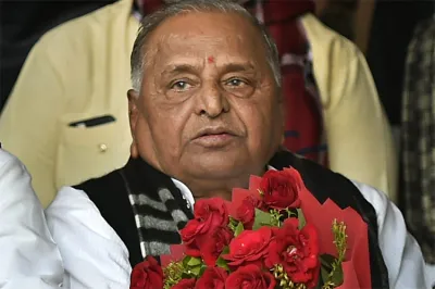 On his birthday, Mulayam tells SP to aim big in 2019- India TV Hindi