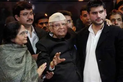 <p>N D Tiwari and Rohit Shekhar Tiwari (File Pic)</p>- India TV Hindi