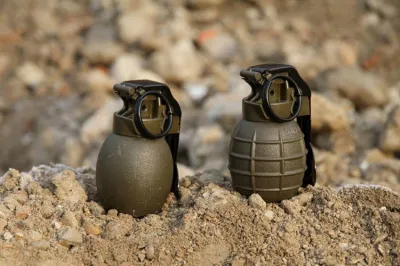 <p>Hand Grenade </p>- India TV Hindi