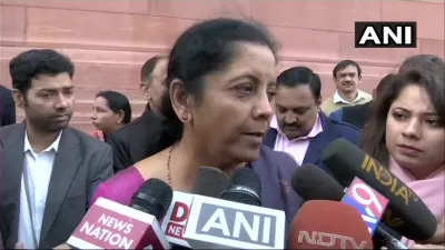 Defense Minister Nirmala Sitharaman Statement on Newspaper report on Rafale Deal - India TV Hindi