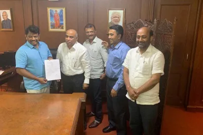 Two MGP MLAs switch over to BJP in Goa | ANI- India TV Hindi