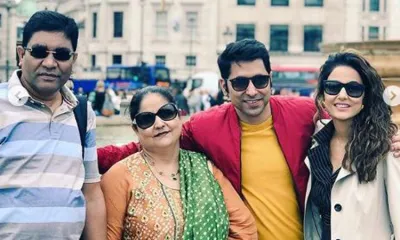 <p>Hina Khan with family</p>- India TV Hindi