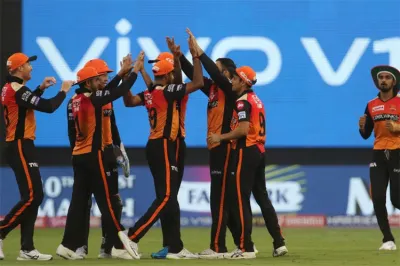 IPL 2019, SRH vs RCB, Highlights: जॉनी बेयरस्टो और डेविड वॉर्नर के शतक के दम पर सनराइजर्स हैदराबाद न- India TV Hindi