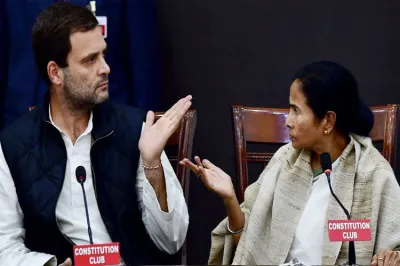 Mamata Banerjee scoffs at Rahul Gandhi's allegations, says he is just a kid | PTI File- India TV Hindi