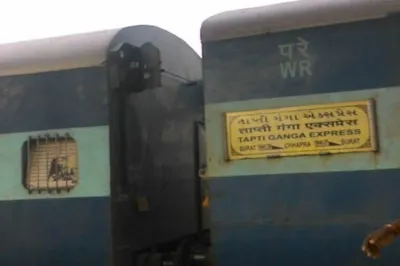 tapti ganga express- India TV Hindi