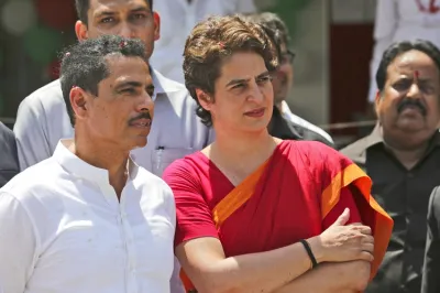 35 lodhi estate priyanka gandhi robert vadra bungalow news- India TV Hindi