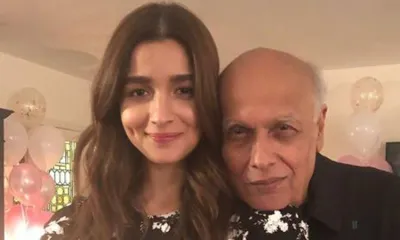  Alia Bhatt, Mahesh Bhatt- India TV Hindi