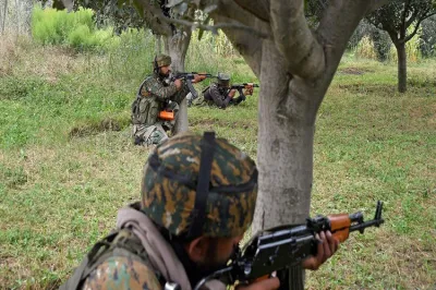 2 terrorists killed in Hind Sita Pora area of J-K's Shopian- India TV Hindi