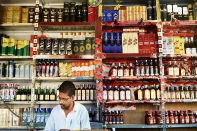 Delhi turns dry for 48 hours, all liquor shops closed till Sunday- India TV Hindi