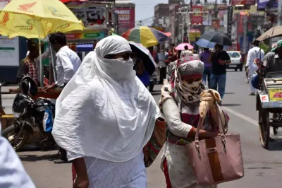 भारत के कुछ हिस्सों में हल्की बारिश से पारा गिरा, लू लगने से बिहार में 102 लोगों की मौत- India TV Hindi