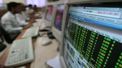 Sensex gains 84 points ahead of US Fed's rate decision- India TV Paisa