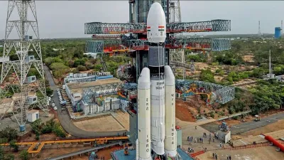 Chandrayaan-2 Launch called off for due to 'technical snag', ISRO to announce revised launch date la- India TV Hindi