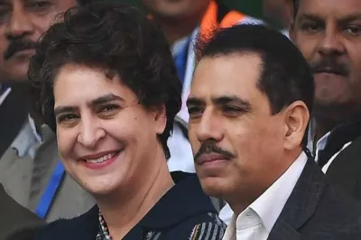 <p>priyanka gandhi and robert vadra</p>- India TV Hindi