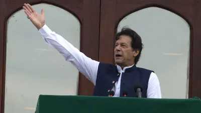 Pakistan PM Imran Khan criticizes world community for silence over Kashmir issue- India TV Hindi