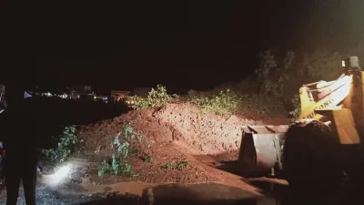 Mumbai Goa Highaway Closed Due to Land Slide- India TV Hindi