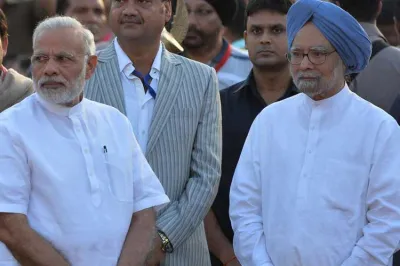 <p>pm modi and manmohan singh</p>- India TV Hindi