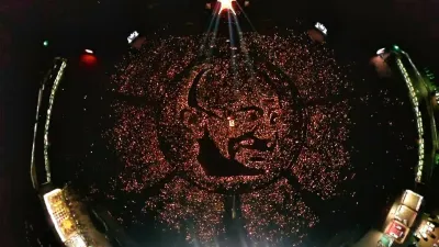 Formation of image of Mahatma Gandhiji ji's face in Gandhinagar through thousands of Diyas- India TV Hindi