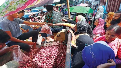 onion price in Bangladesh - India TV Paisa