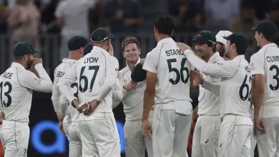 Mitchell Starc, Josh Hazlewood, Steve Smith, Perth Test, Marnus Labuschagne, Perth Stadium, Travis H- India TV Hindi