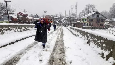 kashmir Snowfall- India TV Hindi