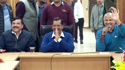 केजरीवाल के शपथ ग्रहण में मंच साझा करेंगे ‘दिल्ली निर्माण’ के लिए जिम्मेदार 50 लोग- India TV Hindi