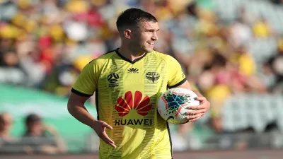 Oliver Sail, Wellington Phoenix, Tim Payne, coronavirus quarantine, sydney, footballer breaks quaran- India TV Hindi