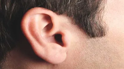 <p>ear</p>- India TV Hindi