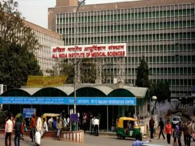 दिल्ली AIIMS का डॉक्टर और गर्भवती पत्नी कोरोना पॉजिटिव, पिछले दिनों गए थे फेयरवेल पार्टी में- India TV Hindi