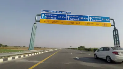 <p>Agra Lucknow Expressway</p>- India TV Hindi