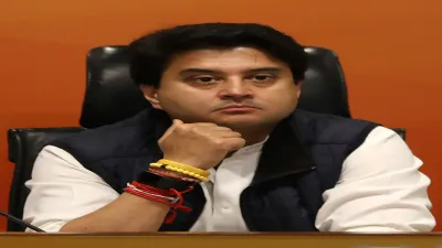 Jyotiraditya Scindia, mother admitted to Delhi hospital for COVID-like symptoms- India TV Hindi