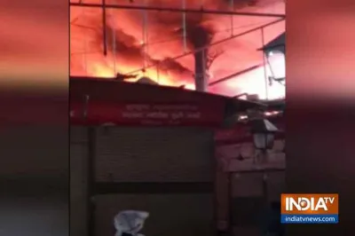 Fire at Mumbai's Crawfert Market, Fire Department on the spot- India TV Hindi