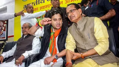 <p>Jyotiraditya Scindia and Shivraj Singh Chouhan</p>- India TV Hindi