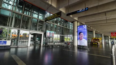 <p>Kolkata Airport</p>- India TV Hindi