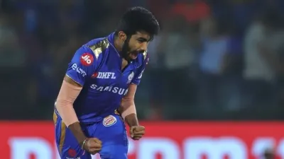 IPL 2020: Jasprit Bumrah seen mimicking veteran bowlers in nets, video goes viral- India TV Hindi