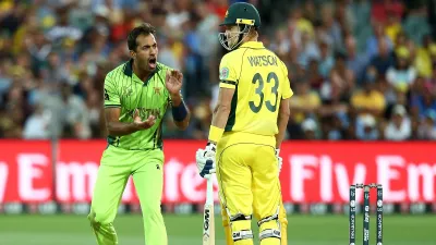 Shane Watson and Wahab Riaz - India TV Hindi