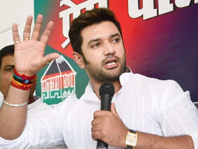 As Manjhi enters NDA, LJP considers putting up candidates against JD(U)- India TV Hindi