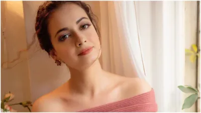 Dia Mirza- India TV Hindi