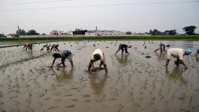 Statement of former public servants in support of farm Bill - India TV Hindi