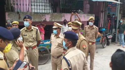 Ghaziabad police carried out flag march- India TV Hindi