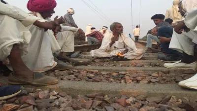 Gujjar reservation: Protest begins from Pilupura, Delhi-Mumbai railway line blocked- India TV Hindi