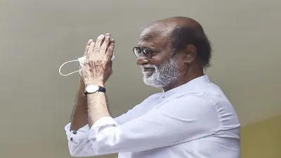 Rajinikanth on politics says I will take a decision as soon as possible । रजनीकांत ने की RMM जिला सच- India TV Hindi