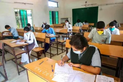 क्या CBSE 10वीं और 12वीं बोर्ड परीक्षाओं को स्थगित करेगा? ये रही जरूरी जानकारी- India TV Hindi