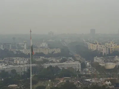 Delhi's air quality remains very poor, severe in Ghaziabad- India TV Hindi